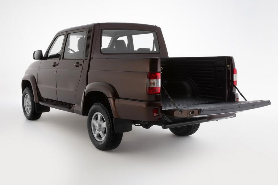  УАЗ Pickup (23632) 2016 года  (фото 2 из 19)